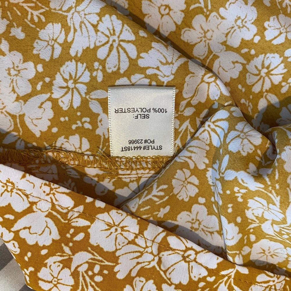 Skies Are Blue yellow floral ruffle Wrap Peplum Blouse | summer top NWT XL - Picture 8 of 8